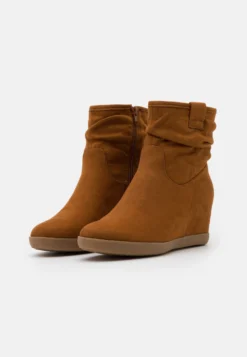 Anna Field Winter Boot - Bottines Compensées - Cognac -Anna Field Soldes Boutique 041703c38fe14e818aaaefef48ae5697 scaled
