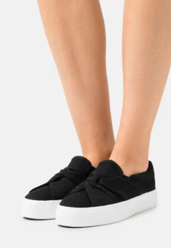 Anna Field Mocassins - Black