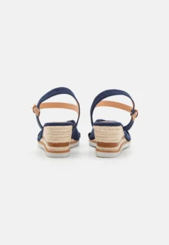 Anna Field Espadrilles - Dark Blue 9 Anna Field Espadrilles - Dark Blue -Anna Field Soldes Boutique 4e418cf8ab08451fabbbbbf55f739792 scaled