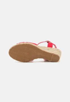 Anna Field Sandales Compensées - Red -Anna Field Soldes Boutique 738c3f71ad1e4ae5b2e47da133289aec scaled