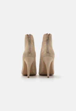 Anna Field Boots À Talons - Beige 9 Anna Field Boots À Talons - Beige -Anna Field Soldes Boutique b33f708979454b2eabf49eb876a42937 scaled