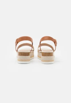 Anna Field Comfort - Espadrilles - Gold 9 Anna Field Comfort - Espadrilles - Gold -Anna Field Soldes Boutique d2218fd4e47b4f37a4e64748391699f7 scaled