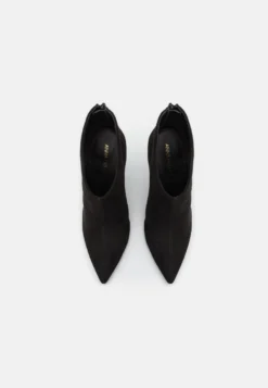 Anna Field Boots À Talons - Black 11 Anna Field Boots À Talons - Black -Anna Field Soldes Boutique dd57fd2865f34768a9bd131aae2fdaf0 scaled
